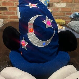 Disney Mickey Mouse Sorcerer Hat & Parks Mickey Mouse Mitts Plush Gloves